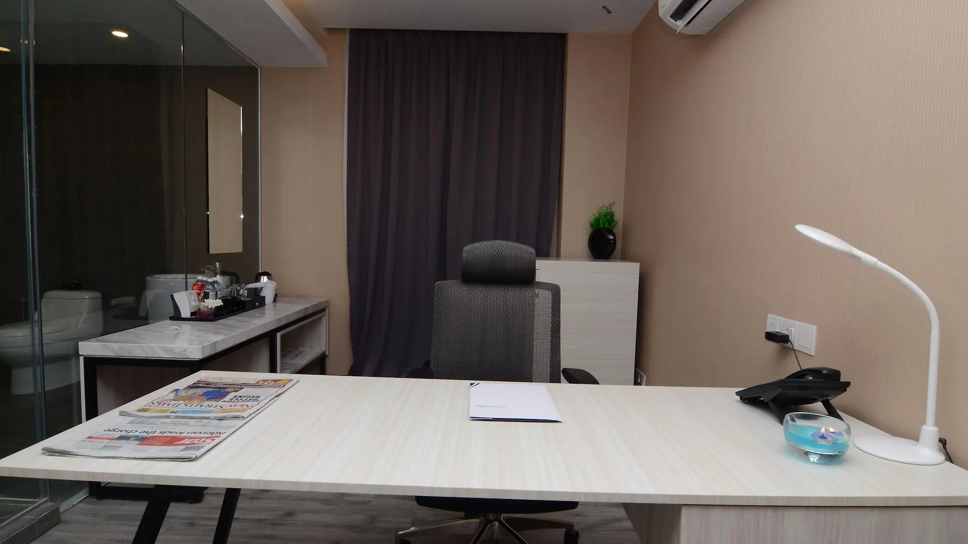 The Leverage Business Hotel Johor Bahru 3*,  Malásia